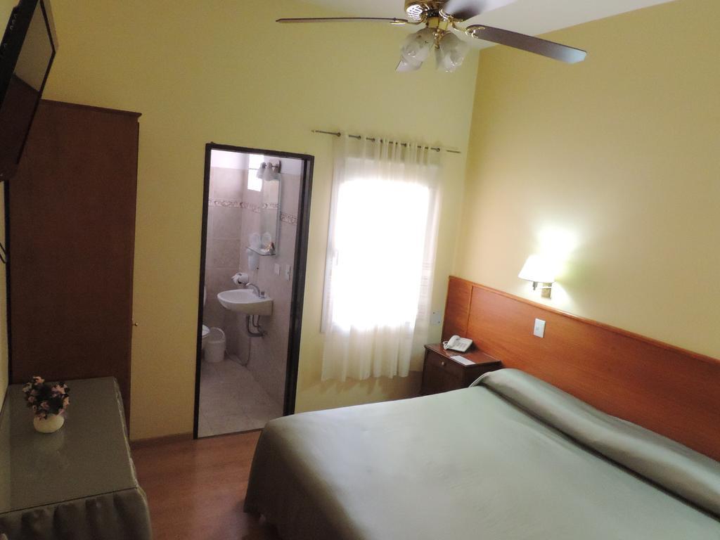 Hotel Galicia Trelew Værelse billede